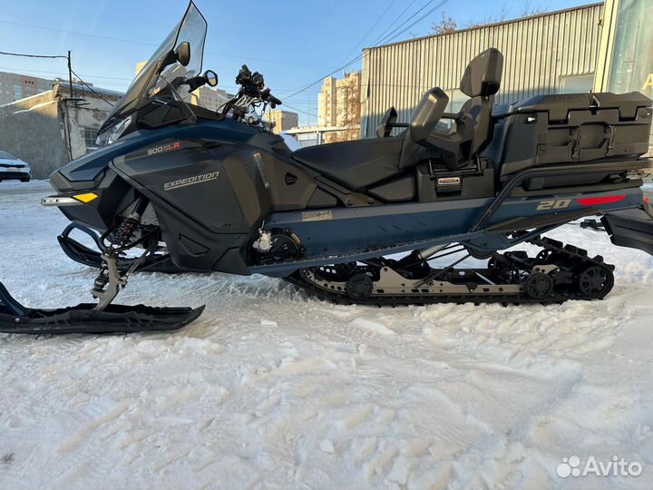 BRP Ski-doo Expedition SE 900 ACE Turbo R 2025