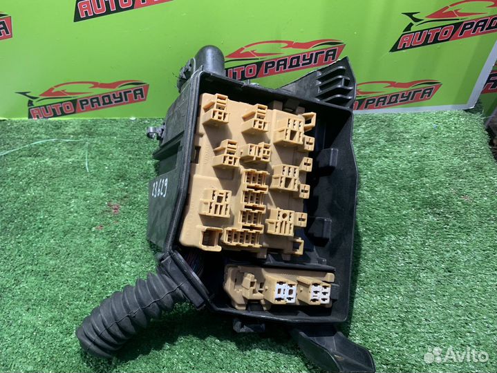 Блок предохранителей toyota JZX105,GX100,GX105,JZX