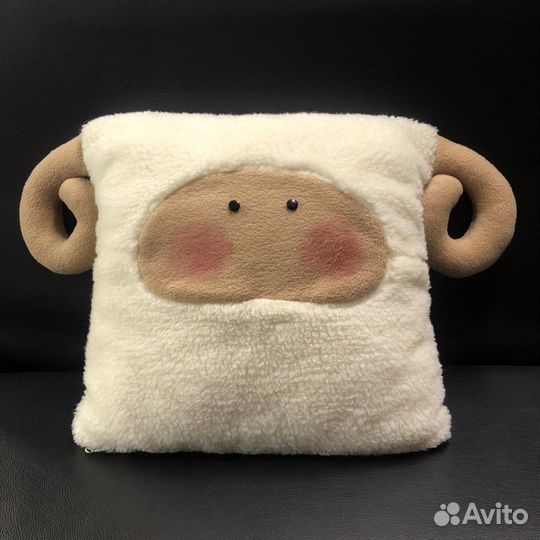 Тёплая овечка подушка на мериносе