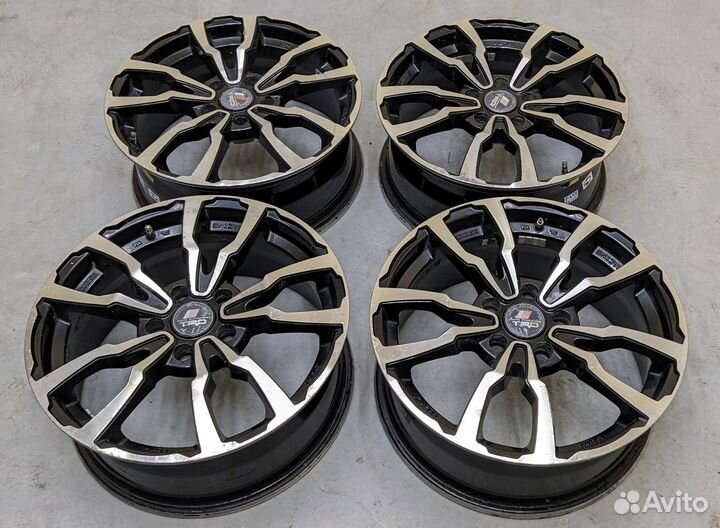 Литые диски R-17 Racing Wheels H-497 (5x114.3)