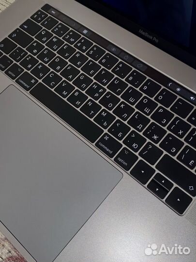 MacBook Pro 15' 2017 Intel i7, 16 гб, 256гб