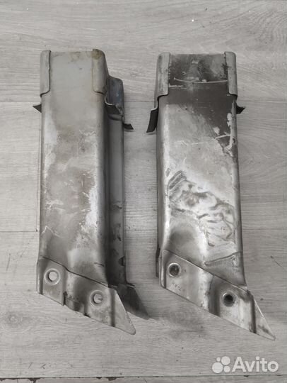 Opel Insignia Кронштейн усилителя бампера