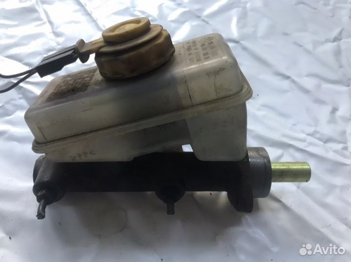 Главный тормозной цилиндр Vw Pointer 1.0/1.8