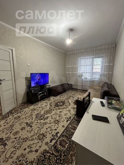 2-к. квартира, 56 м², 2/12 эт.