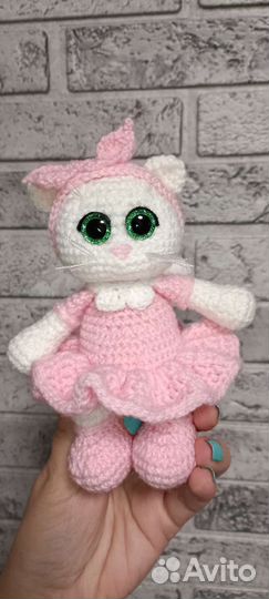 Котёнок вязанный