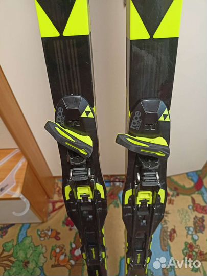 Лыжи беговые fisher carbonlite