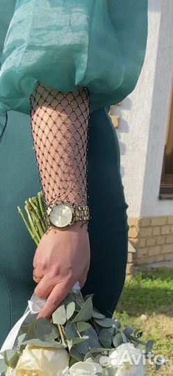 Продаю платье бу