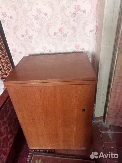 Швейная машина-тумбочка ножная Подольск