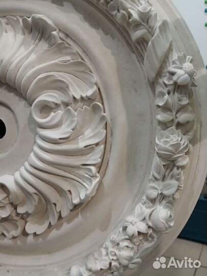 Гипловая лепнина, розетка 60 см