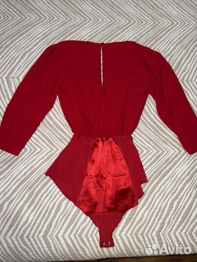 Блузка-боди женская с укороченными рукавами