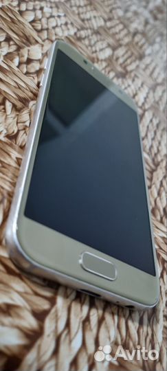 Samsung Galaxy A3 (2017) SM-A320F/DS, 2/16 ГБ