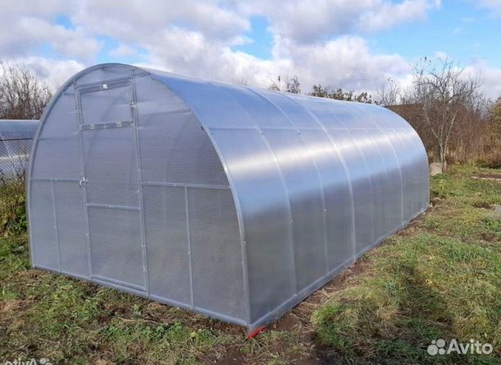 Теплица из поликарбоната