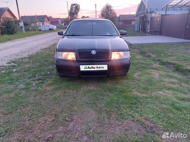 Skoda Octavia 1.6 МТ, 2003, 233 320 км