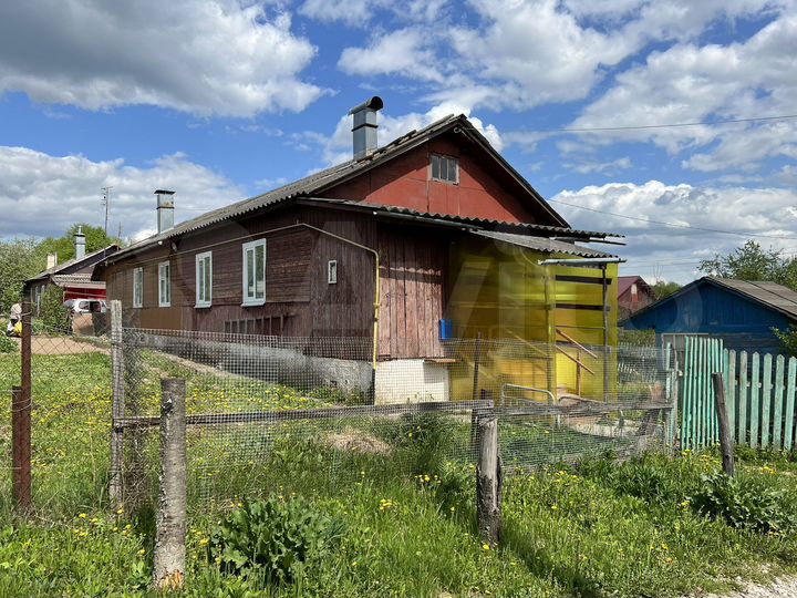 Дом 50 м² на участке 5 сот.