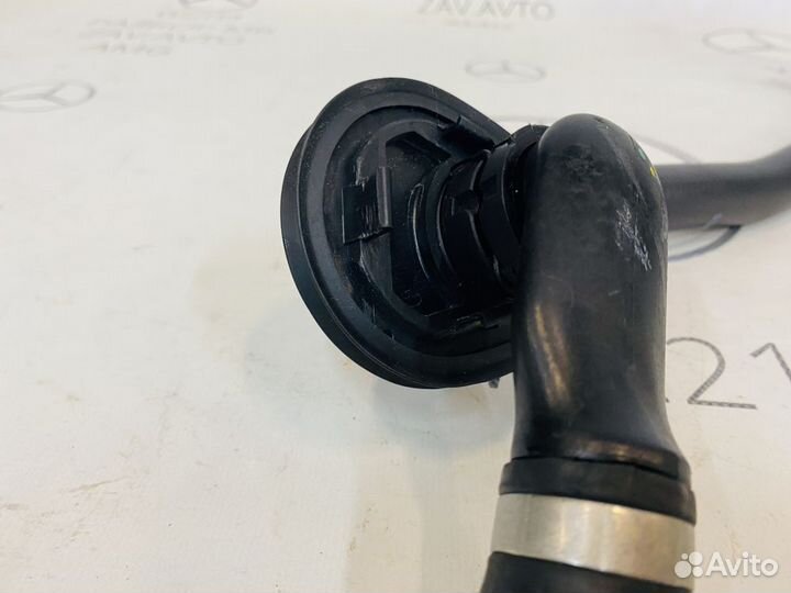 Патрубок отопителя Mercedes W204