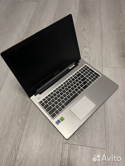 Ноутбук металлический Asus i7 nvidia gt 8gb ssd256