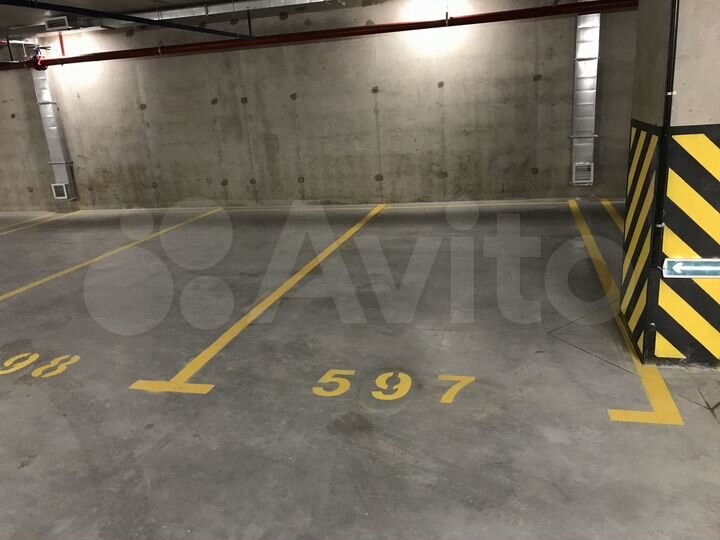 Машиноместо, 13 м²