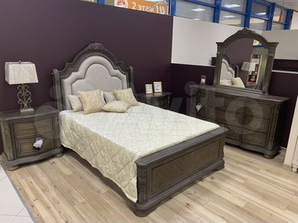 Кровать Ashley B803-54-57-96 в размере Queen-size