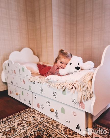 Детская кроватка от 2 лет с бортиком