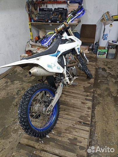 Мотоцикл GR2