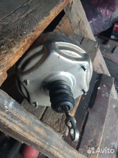 Вакуумный усилитель тормозов. Волга/газель