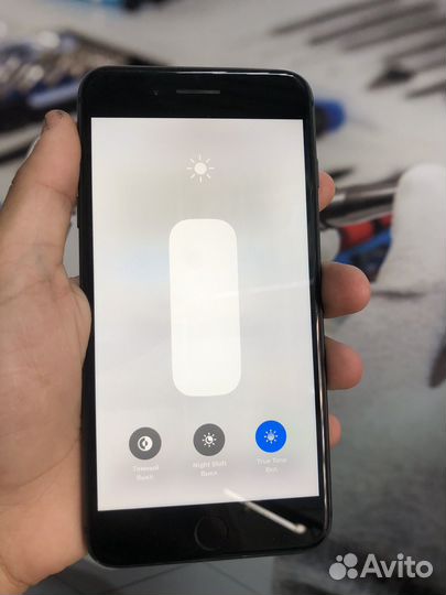 iPhone 8 plus 64gb