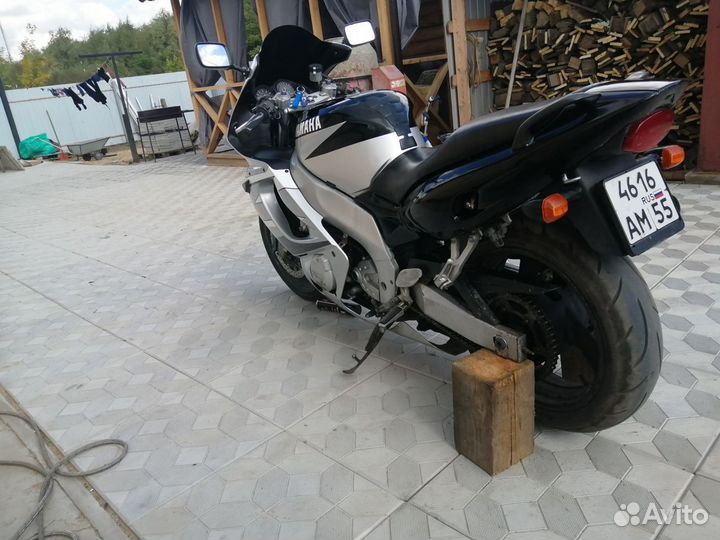 Yamaha yzf 600 r