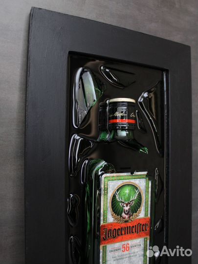 Картина из разбитой бутылки