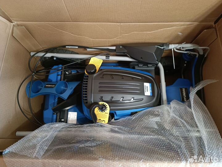 Газонокосилка бензиновая самоходная