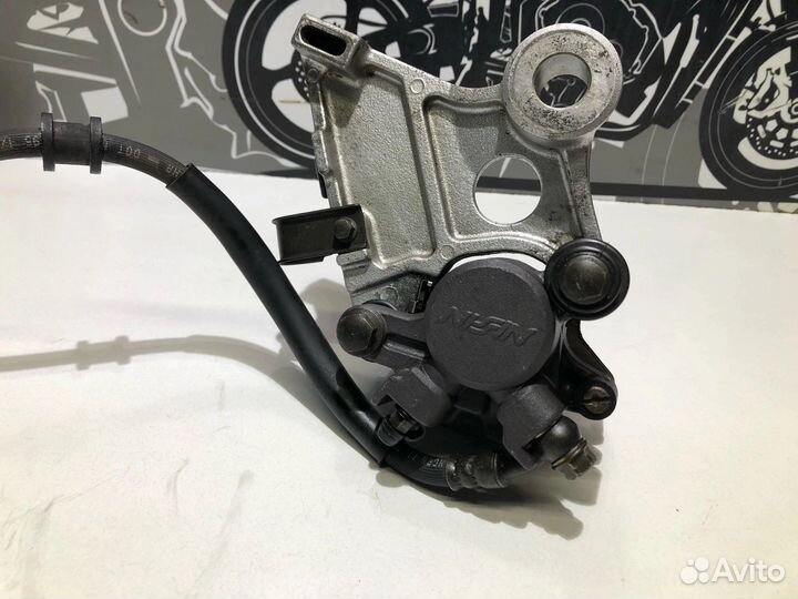 Задний тормоз Honda CBR 900 RR Fairblade 1995г