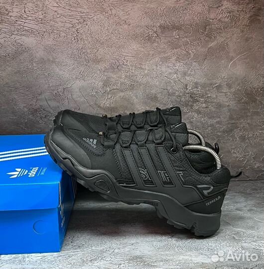 Кроссовки adidas terrex термо