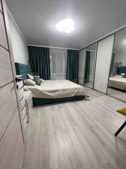 2-к. квартира, 76 м², 2/5 эт.