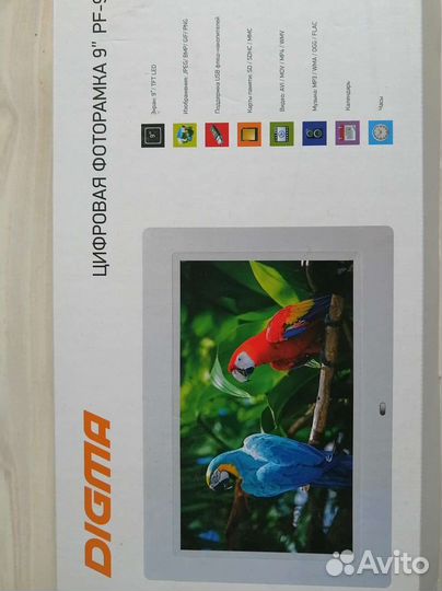 Цифровая фоторамка Digma 9 PF-922