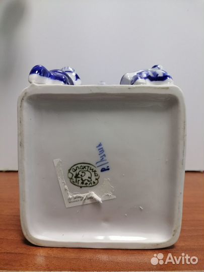 Штоф. Гжель