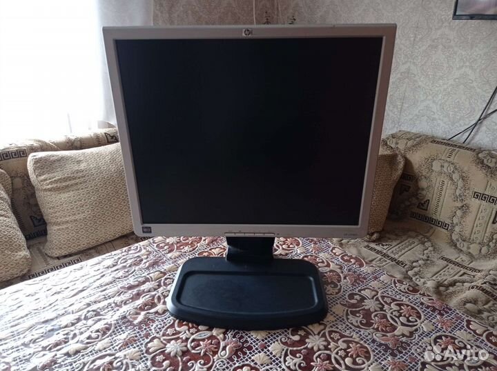 Монитор hp