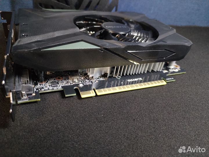 Видеокарта GTX 1650 4 Gb Gigabyte OC