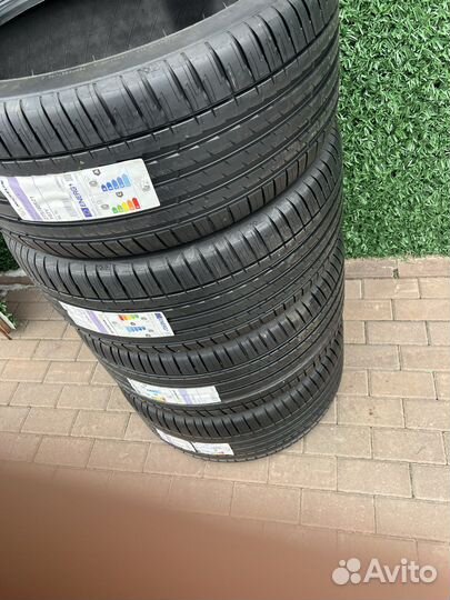 Michelin Pilot Sport 4 SUV 275/40 R21 107Y