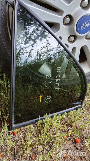 Форточка заднего левого окна Hyundai accent