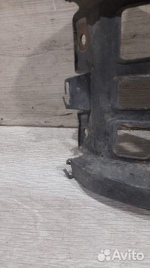 Кронштейн заднего бампера левый Mercedes Cl Class