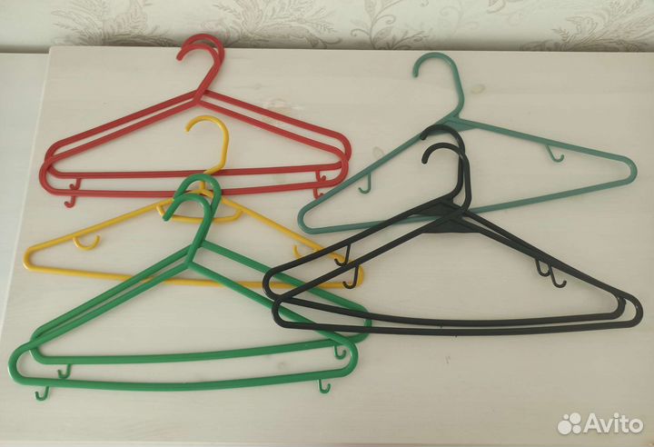 Вешалки плечики детские