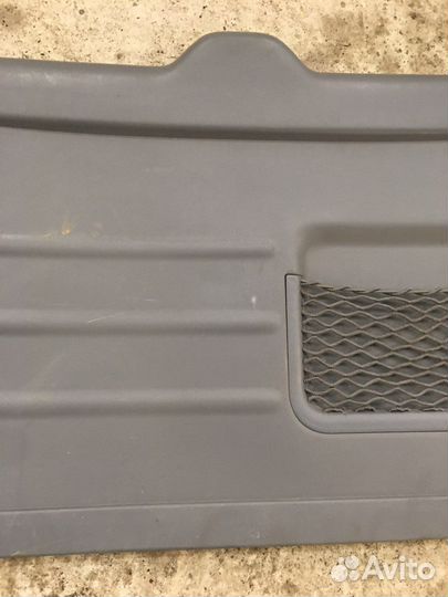 Обшивка двери багажника Toyota RAV4(2320)