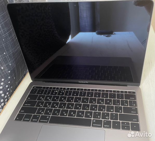 Apple MacBook Pro 13 Retina display 2016 i5/8/256