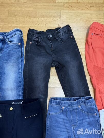 Пакет фирменной одежды на девочку 122 размер