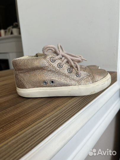 Обувь для девочки