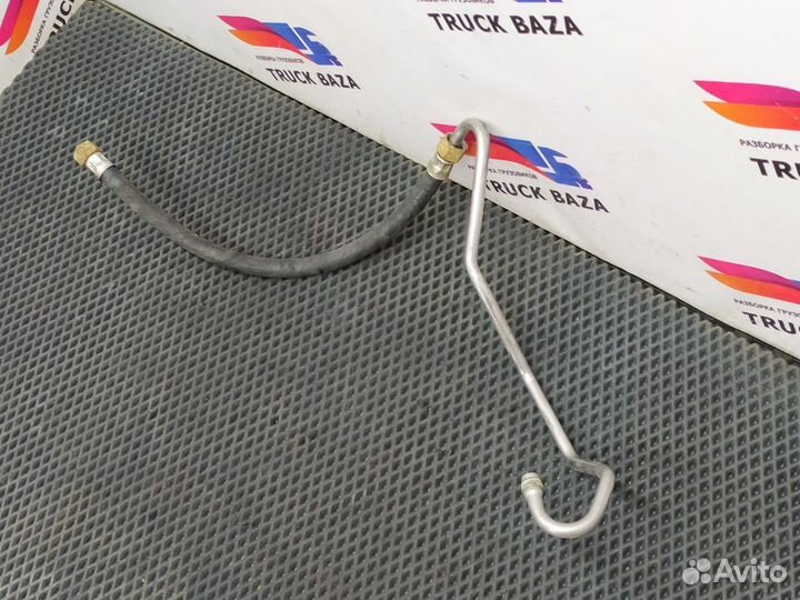 81512010415 Шланг тормозной передний левый