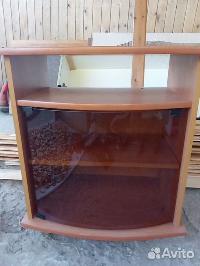 Тумба под телевизор