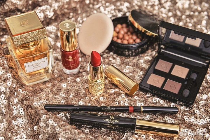 Румяна, туши, тоналки, парфюм