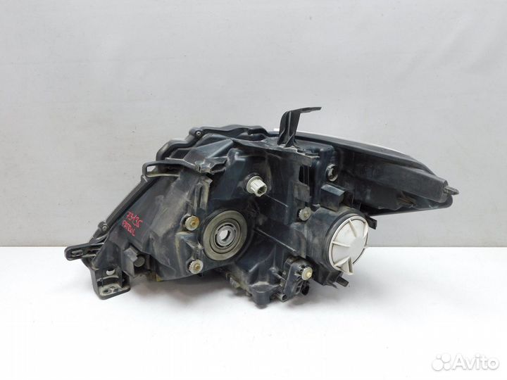 Фара правая Nissan Patrol