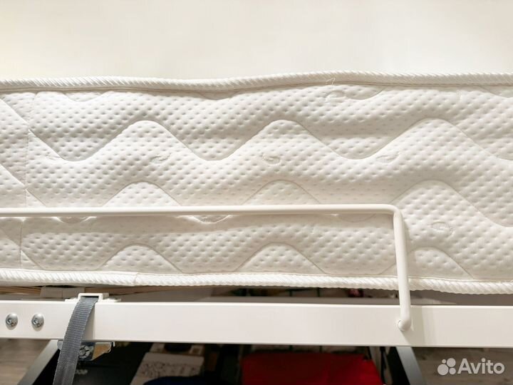 Кровать с подъемным механизмом IKEA malm 160х200