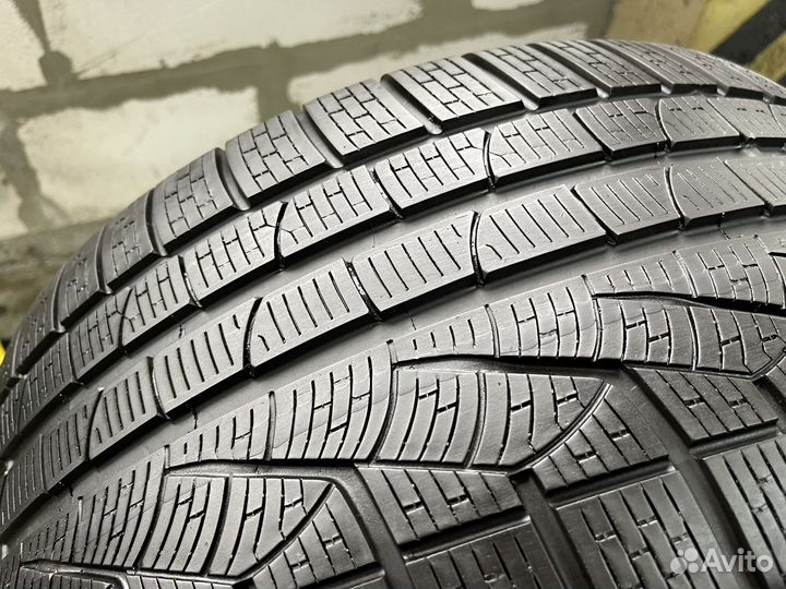 Pirelli Winter Sottozero 240 Serie II 275/40 R19 105V